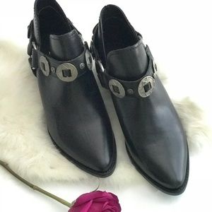 🔥Steve Madden Aces boots🔥